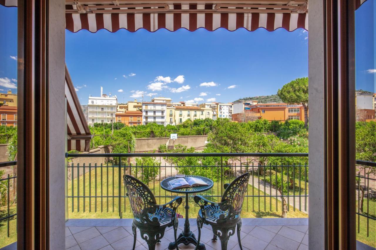 Domus Vittoria - The Luxury Quintessence Apartment Sorrento Exterior photo